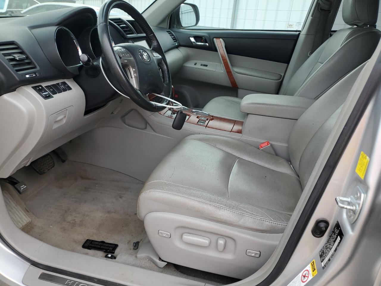 2010 Toyota Highlander Limited VIN: 5TDDK3EH3AS022228 Lot: 81252295