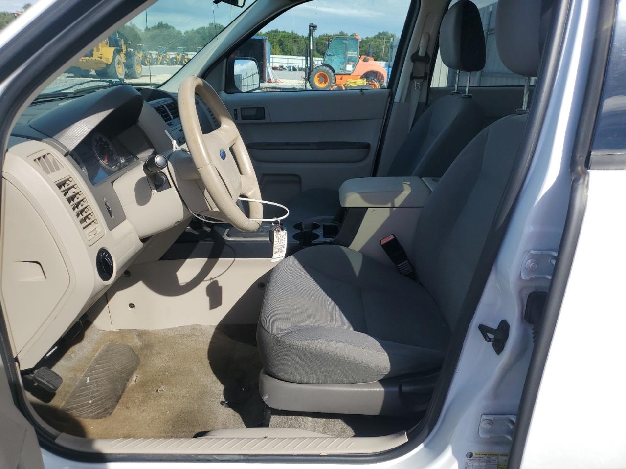 2008 Ford Escape Xls VIN: 1FMCU02Z28KC01813 Lot: 85867965