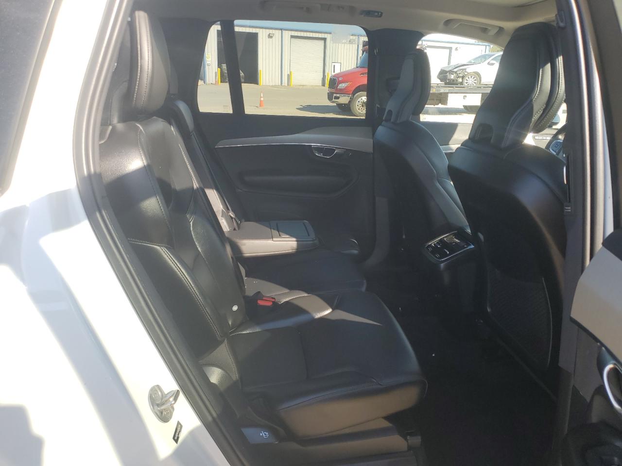 2022 Volvo Xc90 T5 Momentum VIN: YV4102PKXN1836338 Lot: 86478935