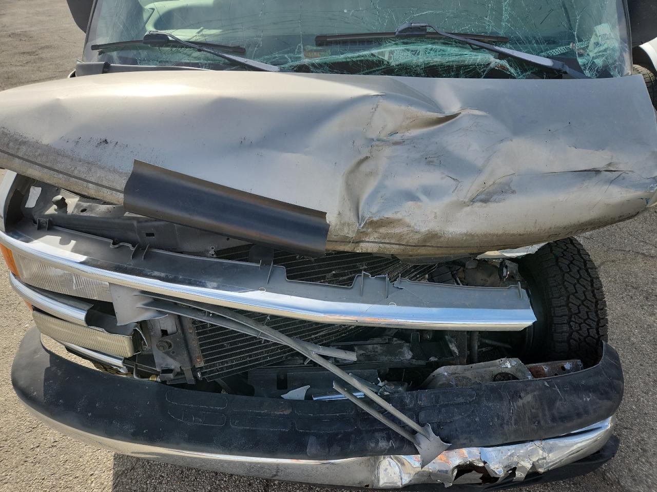 2000 Chevrolet Express G1500 VIN: 1GBFG15M4Y1200350 Lot: 90392915