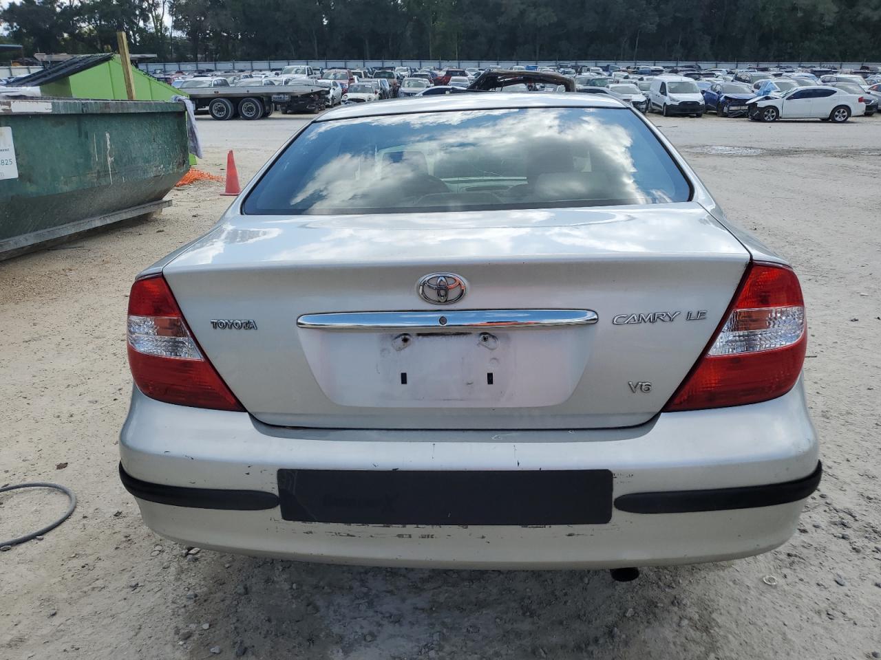 2002 Toyota Camry Le VIN: 4T1BF32K52U004091 Lot: 84905255