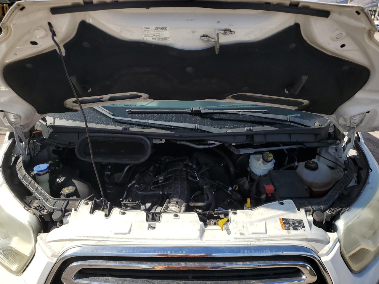 2015 Ford Transit 250 Delivery Van VIN: 1FTNR1YG5FKA12323 Lot: 85398695