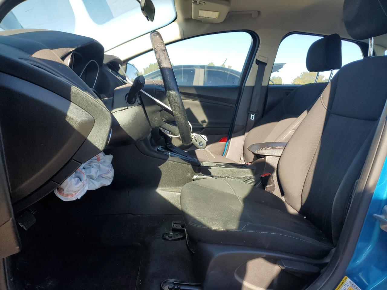 2016 Ford Focus Se VIN: 1FADP3F25GL386274 Lot: 87082335