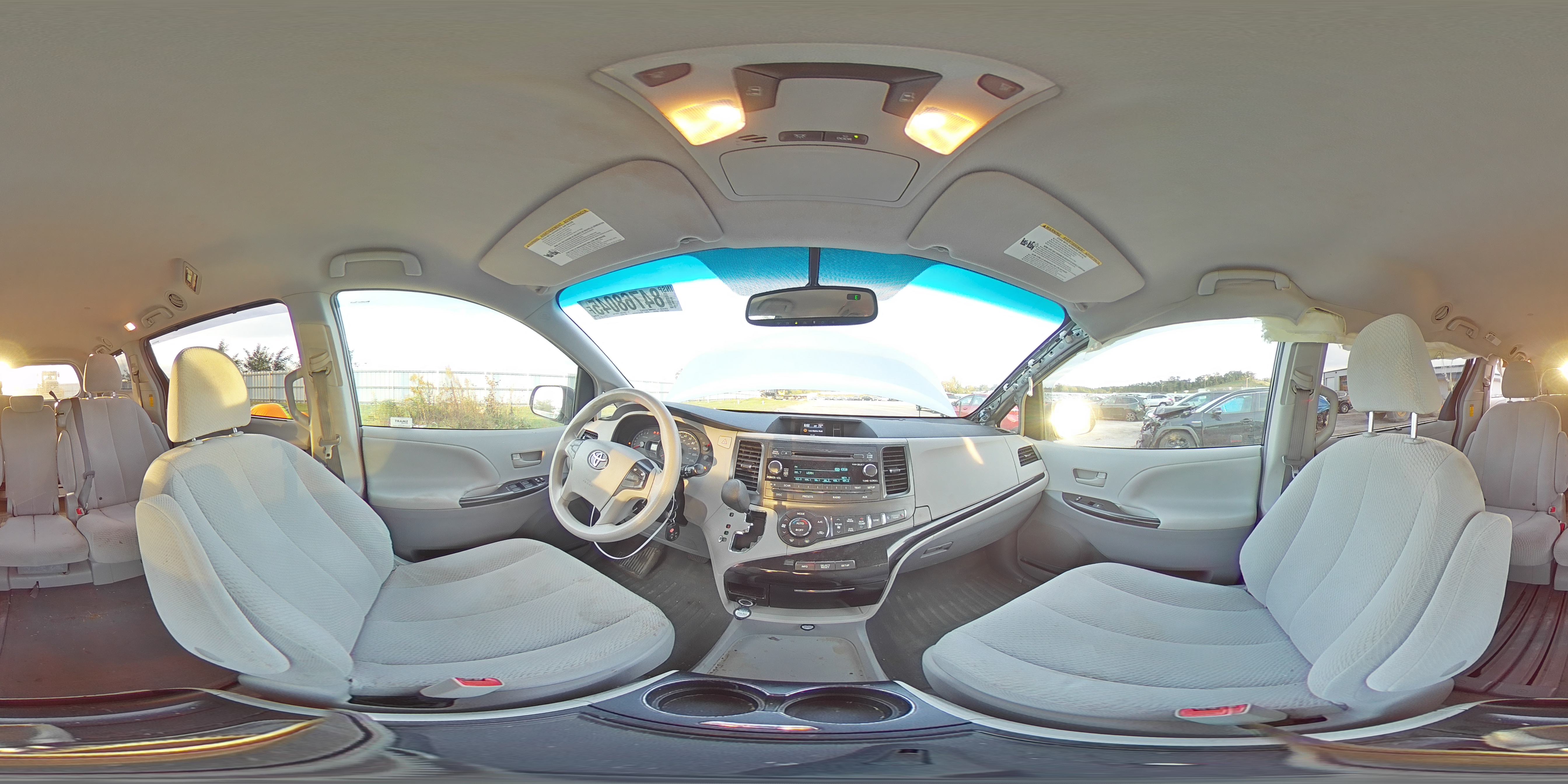 2014 Toyota Sienna Le VIN: 5TDKK3DC1ES421173 Lot: 84768045