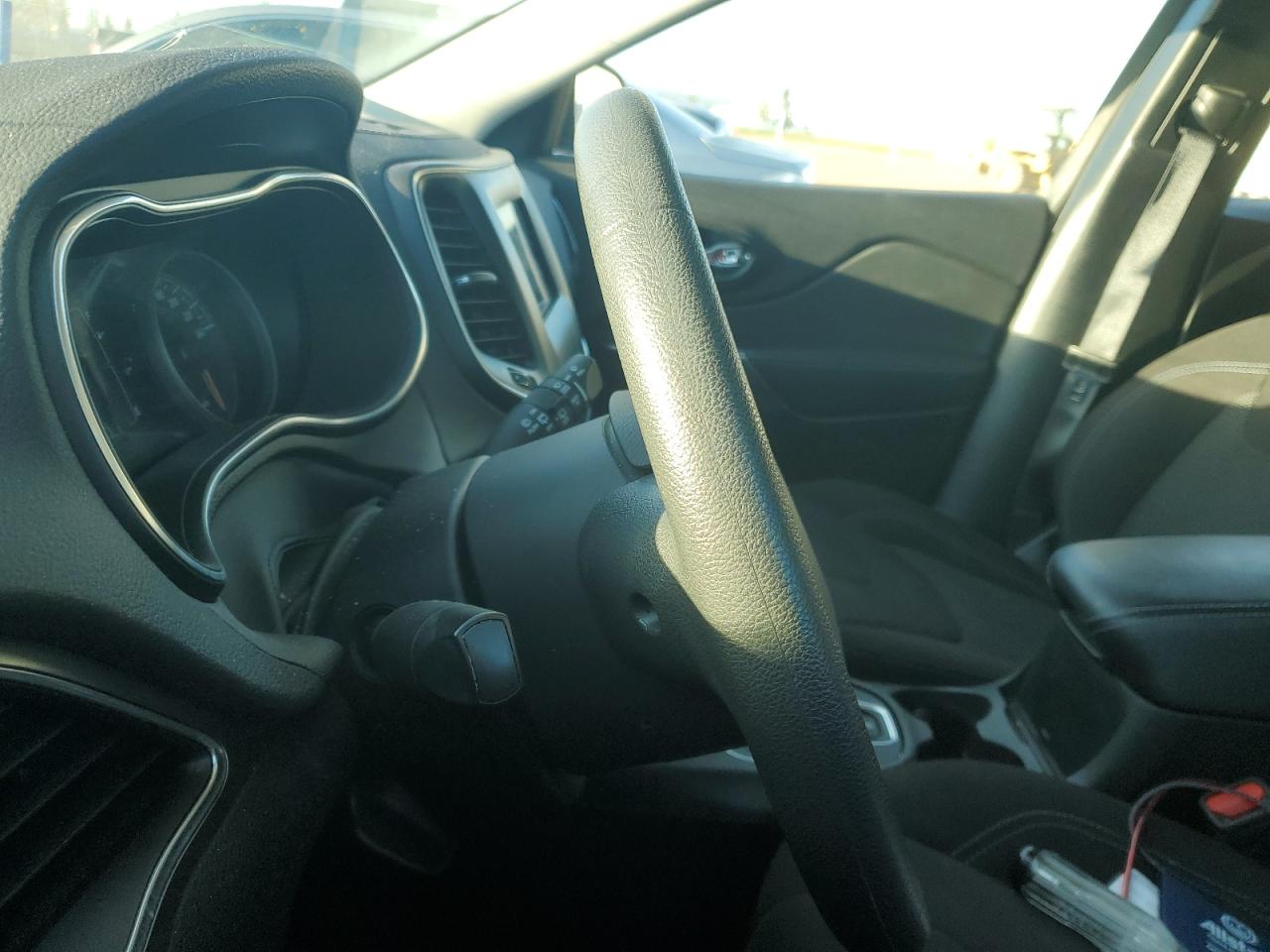 2021 Jeep Cherokee Sport VIN: 1C4PJLAB9MD220801 Lot: 89643795