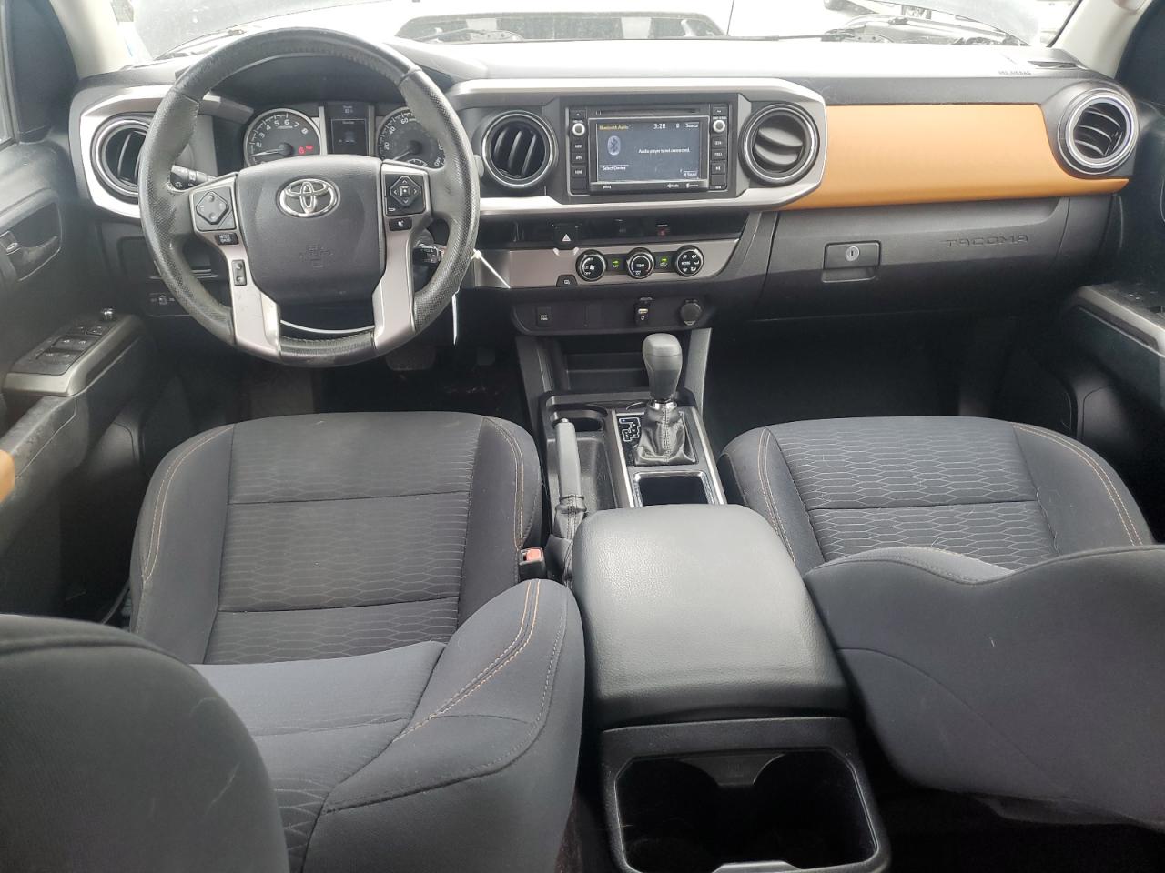 2017 Toyota Tacoma Double Cab VIN: 5TFAZ5CN1HX027340 Lot: 82281075