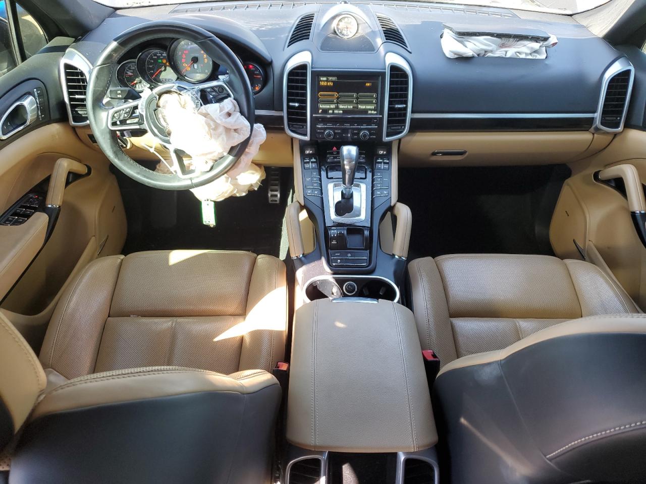 2016 Porsche Cayenne S VIN: WP1AB2A24GLA95261 Lot: 84929955