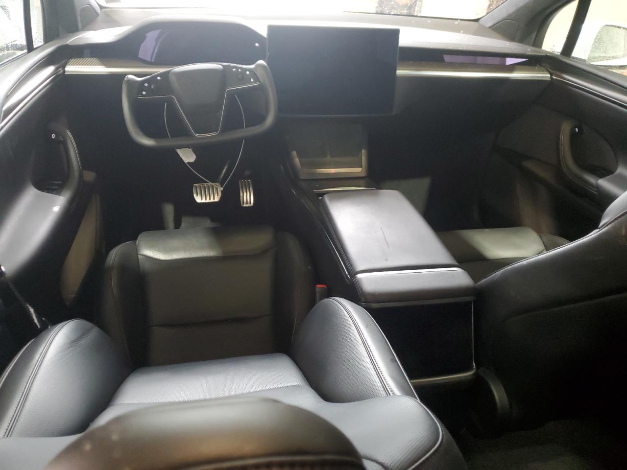 2022 Tesla Model X VIN: 7SAXCBE6XNF341061 Lot: 84867405