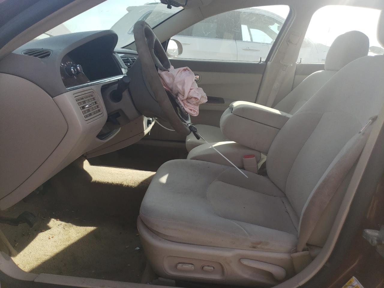 2007 Buick Lacrosse Cx VIN: 2G4WC582271111826 Lot: 84949545