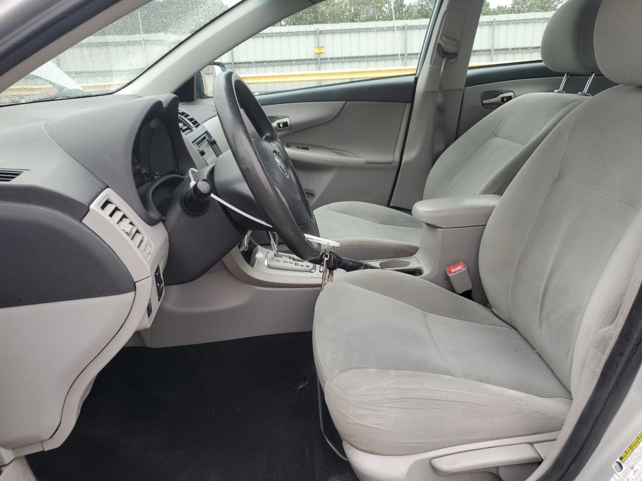 2013 Toyota Corolla Base VIN: 2T1BU4EE9DC069905 Lot: 86081825