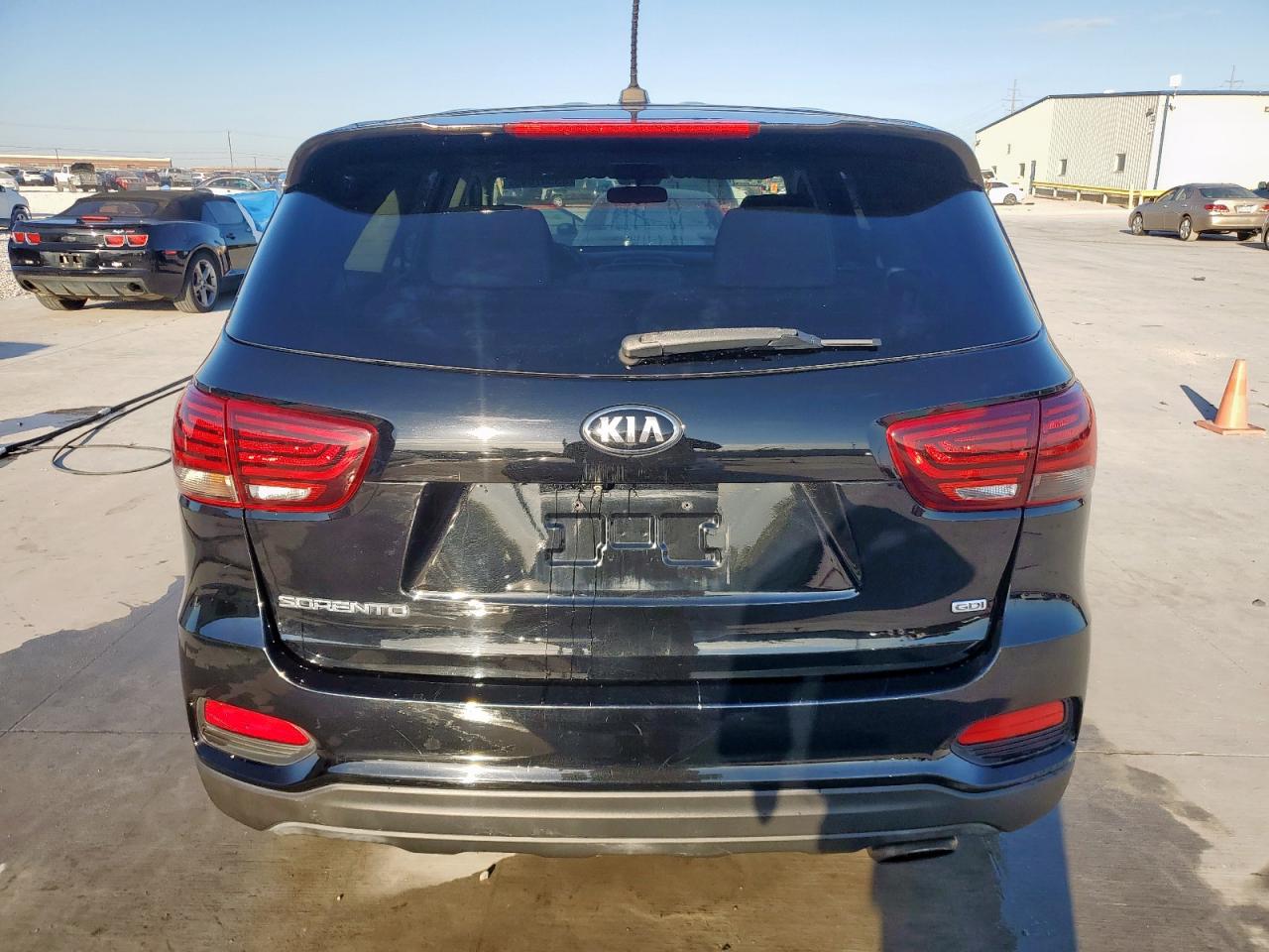 2019 Kia Sorento L VIN: 5XYPG4A34KG571420 Lot: 85507695