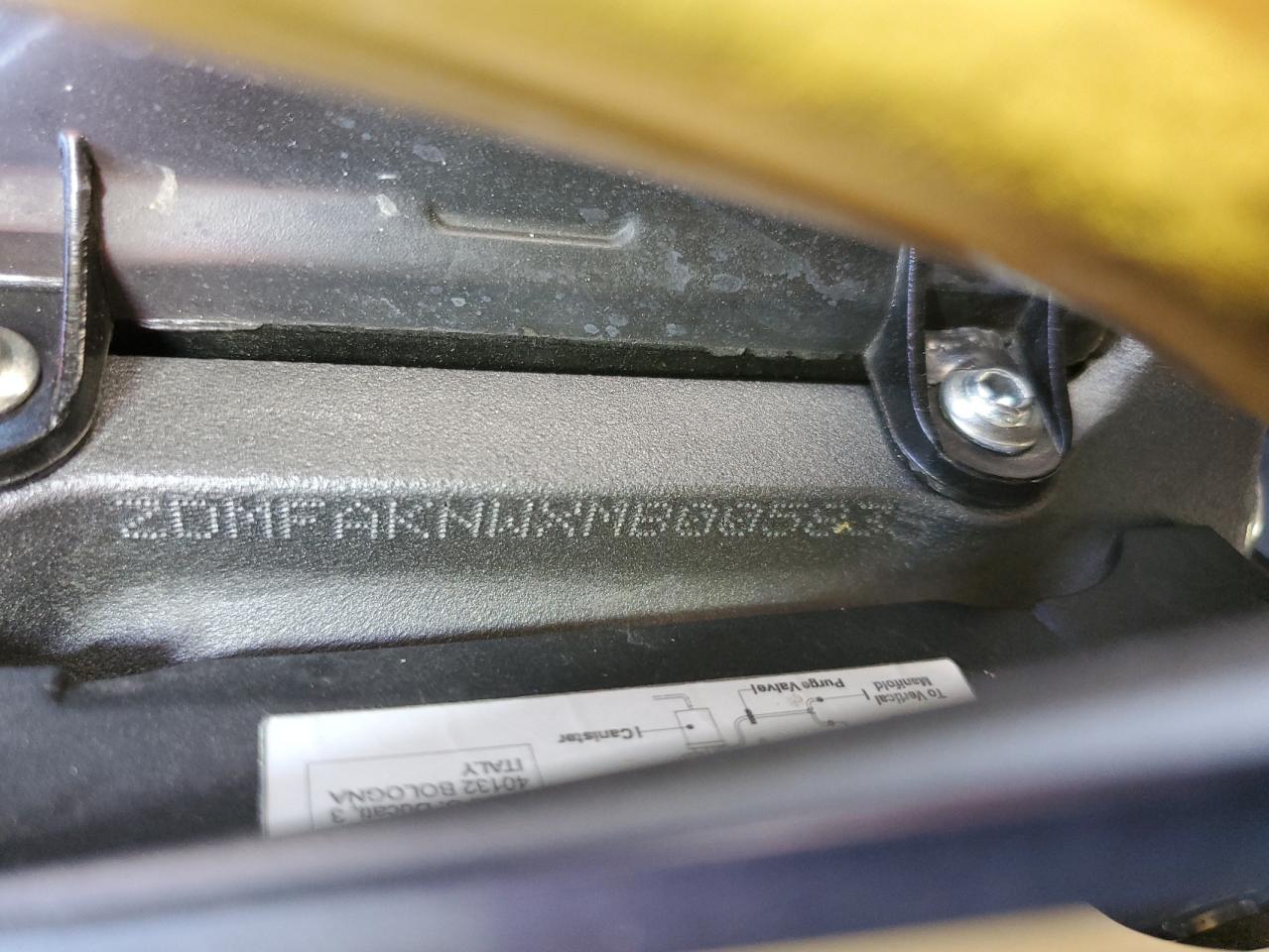 2021 Ducati Streetfighter V4 VIN: ZDMFAKNWXMB005835 Lot: 87065715