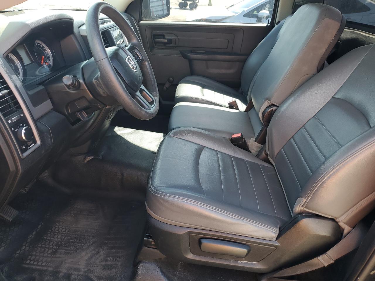 2019 Ram 1500 Classic Tradesman VIN: 3C6JR6AG5KG508513 Lot: 84936965