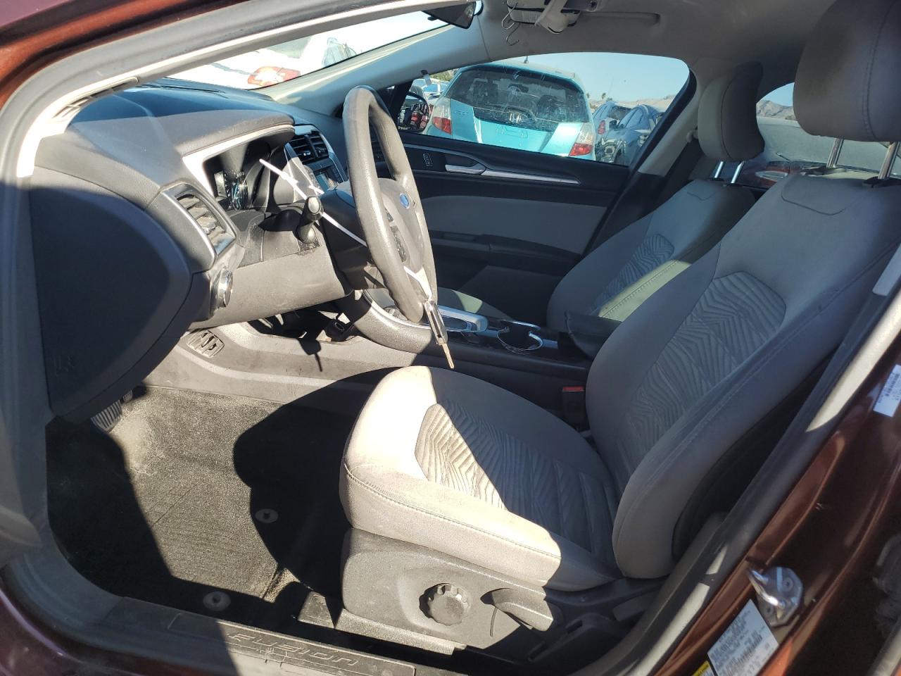 2016 Ford Fusion S VIN: 3FA6P0G77GR134299 Lot: 90134995