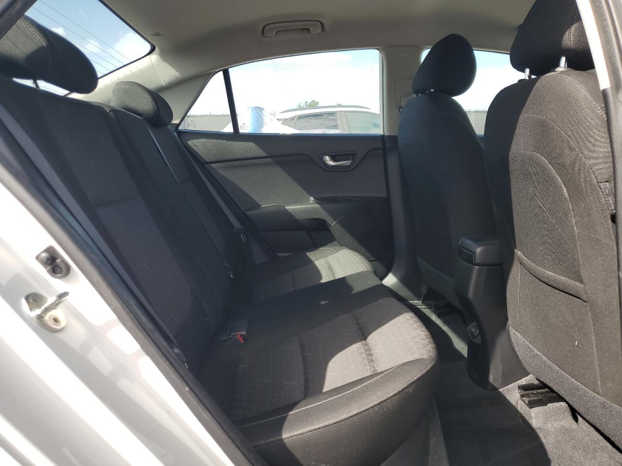 2020 Kia Rio Lx VIN: 3KPA24AD4LE255785 Lot: 84642165