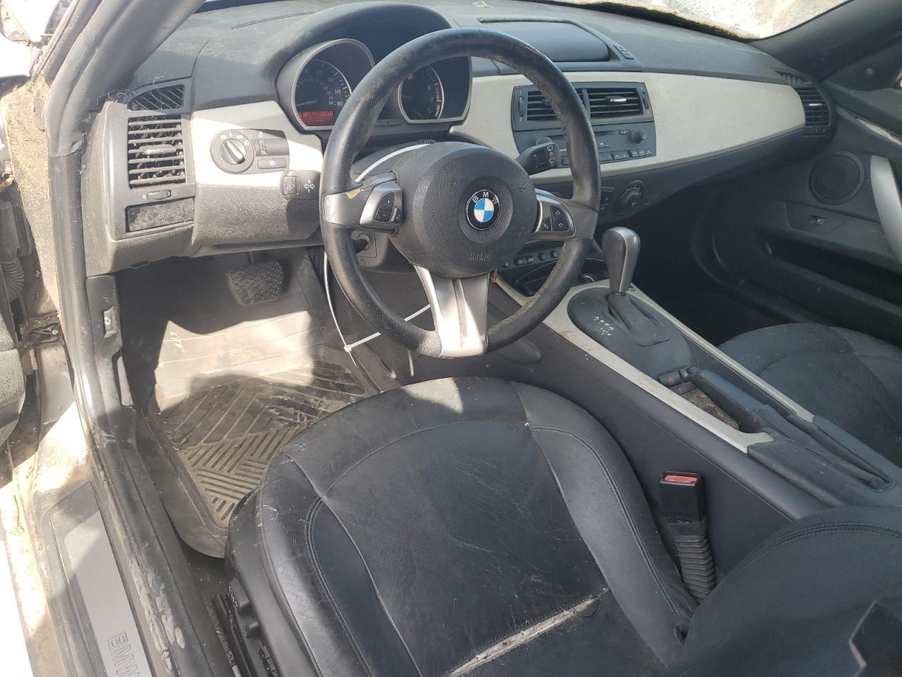 2005 BMW Z4 3.0 VIN: 4USBT53595LU11711 Lot: 86164155