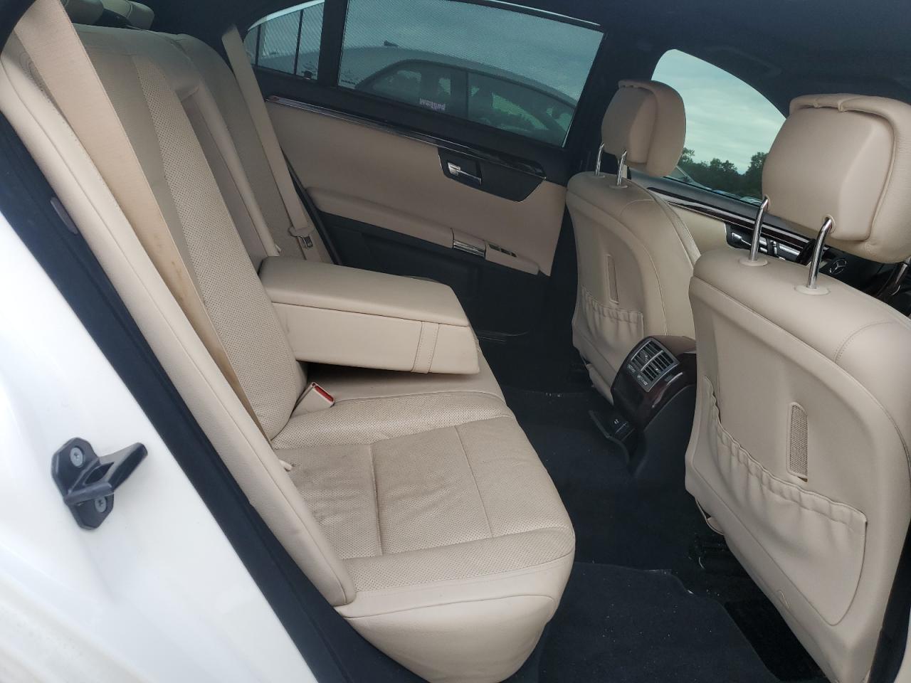 2011 Mercedes-Benz S 550 4Matic VIN: WDDNG8GB5BA405622 Lot: 85491965