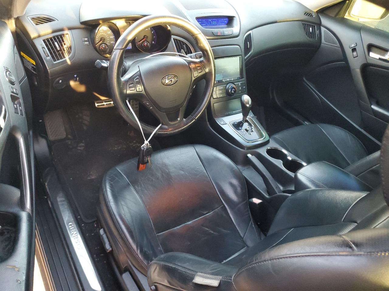 2011 Hyundai Genesis Coupe 3.8L VIN: KMHHU6KH6BU047389 Lot: 82730635