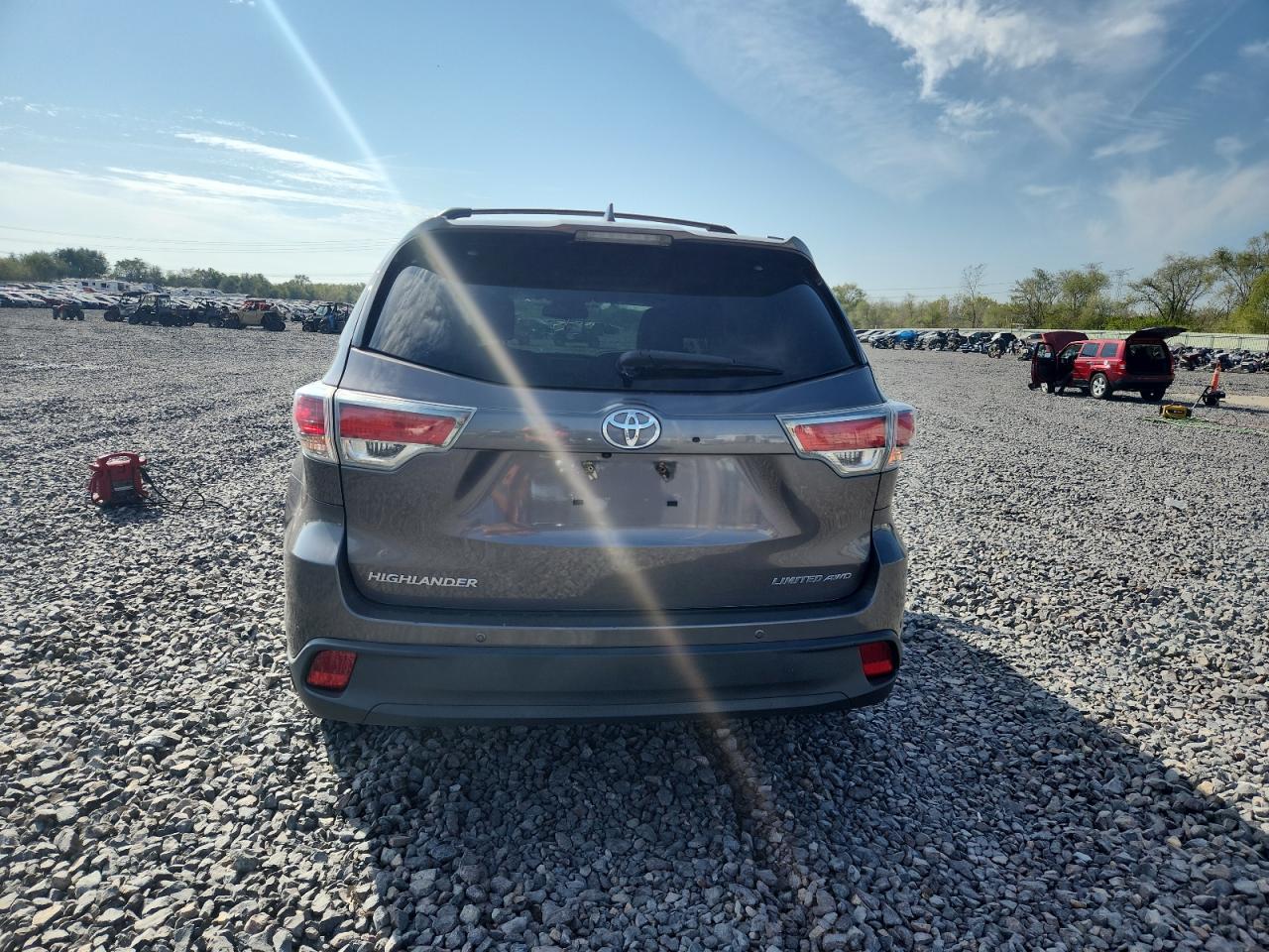 2016 Toyota Highlander Limited VIN: 5TDDKRFH2GS229865 Lot: 81991725