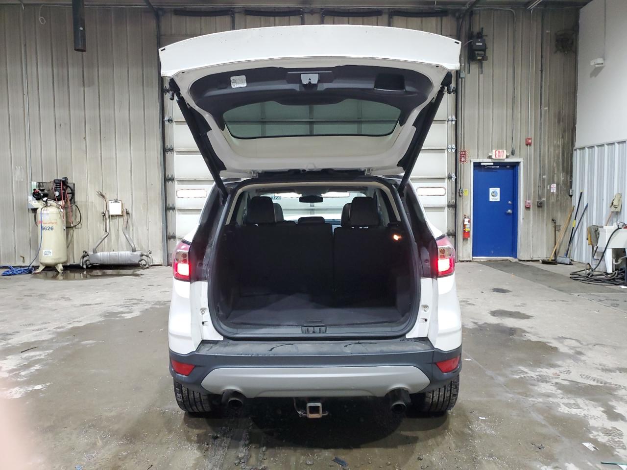 2017 Ford Escape Titanium VIN: 1FMCU9JD4HUE27656 Lot: 87465885