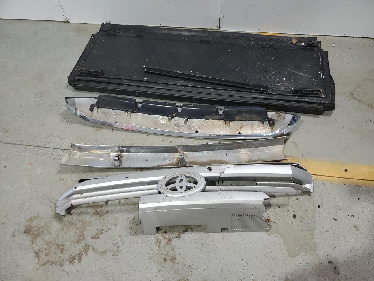 2014 Toyota Tundra Crewmax Platinum VIN: 5TFAW5F19EX414392 Lot: 84766475