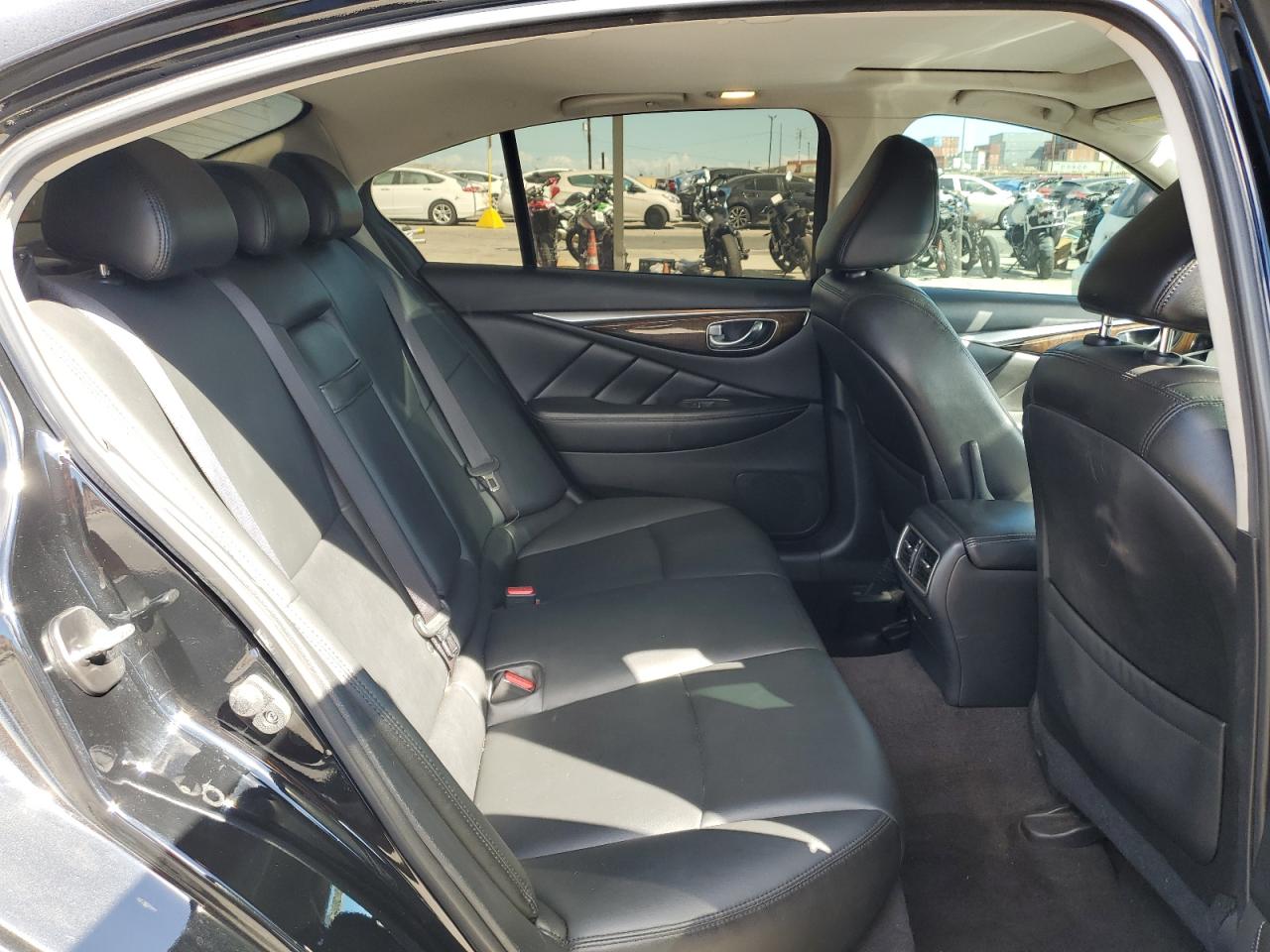 2018 Infiniti Q50 Luxe VIN: JN1EV7AP7JM357538 Lot: 81408285