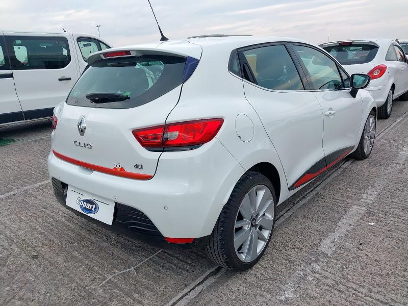 2015 RENAULT CLIO 1.5 DCI 90 DYNAMIQUE S MEDIANAV 5DR EDC