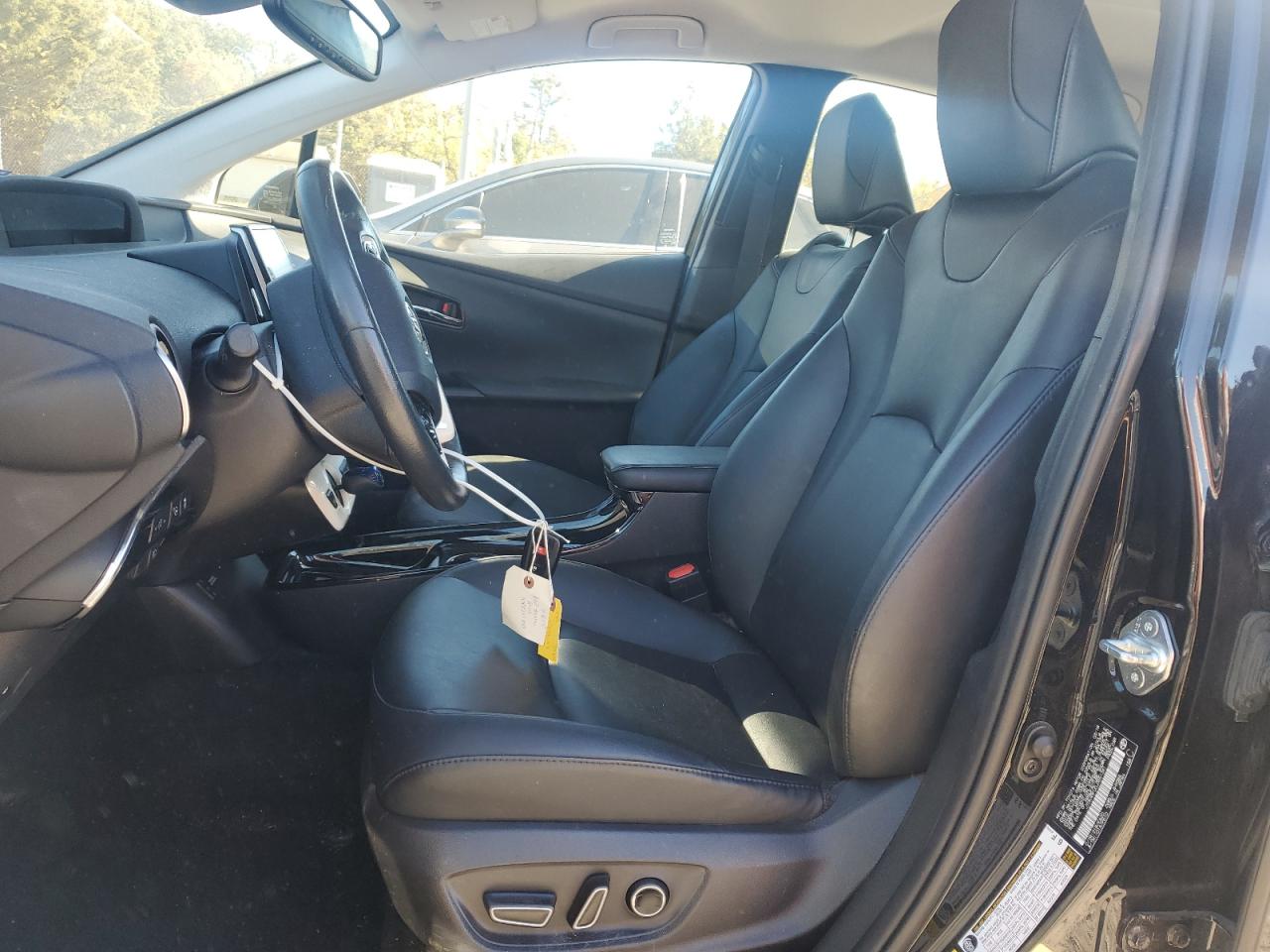 2018 Toyota Prius VIN: JTDKARFU0J3551341 Lot: 85279785