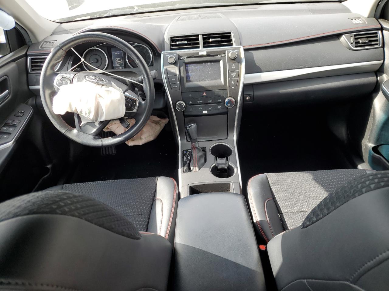 2015 Toyota Camry Le VIN: 4T1BF1FK5FU040500 Lot: 86327645