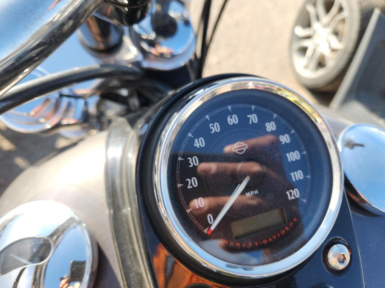 2016 Harley-Davidson Fxdwg Dyna Wide Glide VIN: 1HD1GPM19GC321831 Lot: 82281455