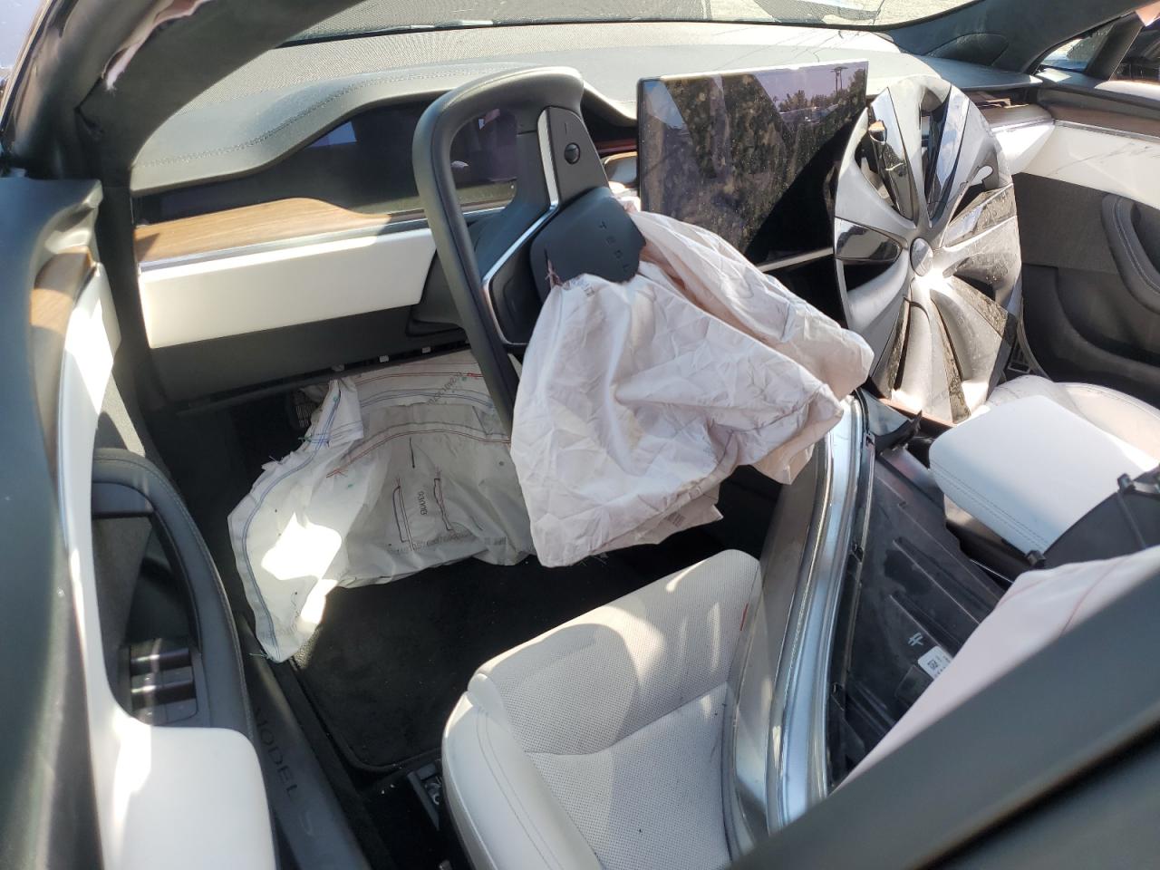 2022 Tesla Model S VIN: 5YJSA1E53NF463565 Lot: 90718035