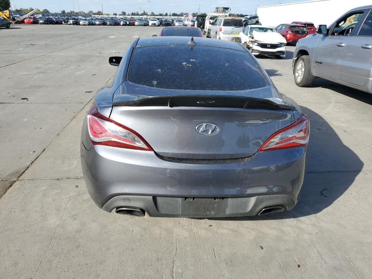 2013 Hyundai Genesis Coupe 2.0T VIN: KMHHT6KD1DU110563 Lot: 82372465