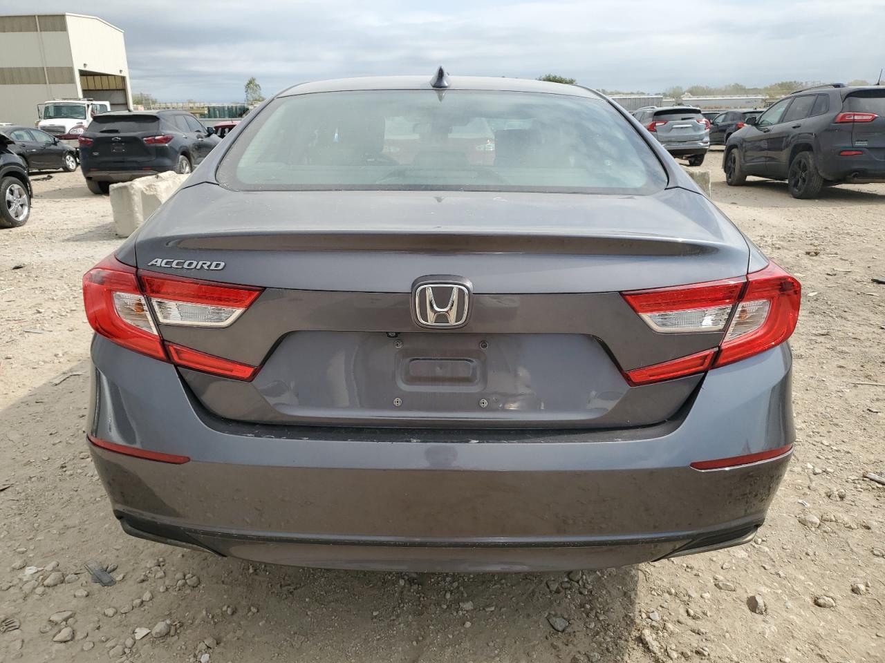 2018 Honda Accord Lx VIN: 1HGCV1F15JA032606 Lot: 82347465