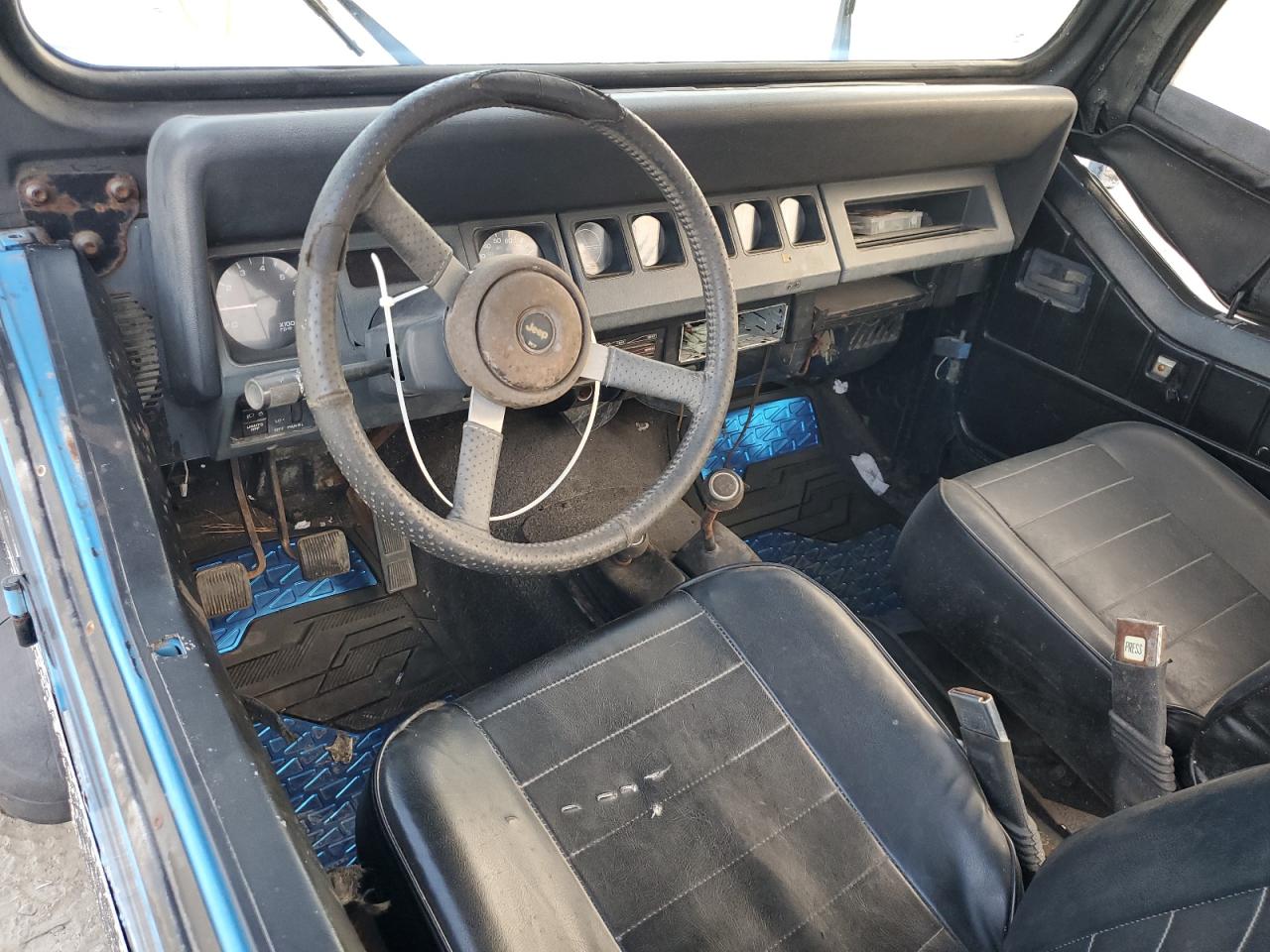 1993 Jeep Wrangler / Yj VIN: 1J4FY29S0PP256590 Lot: 84612595