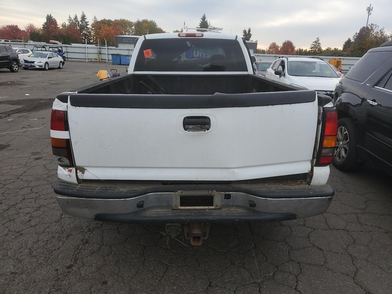 2004 GMC Sierra K2500 Heavy Duty VIN: 1GTHK29224E239829 Lot: 90301985