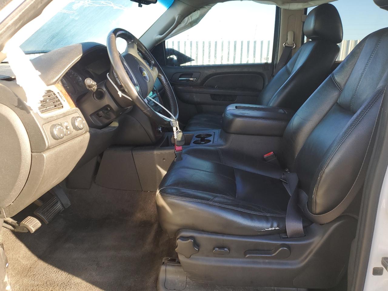 2011 Chevrolet Tahoe K1500 Lt VIN: 1GNSKBE02BR338058 Lot: 85088135