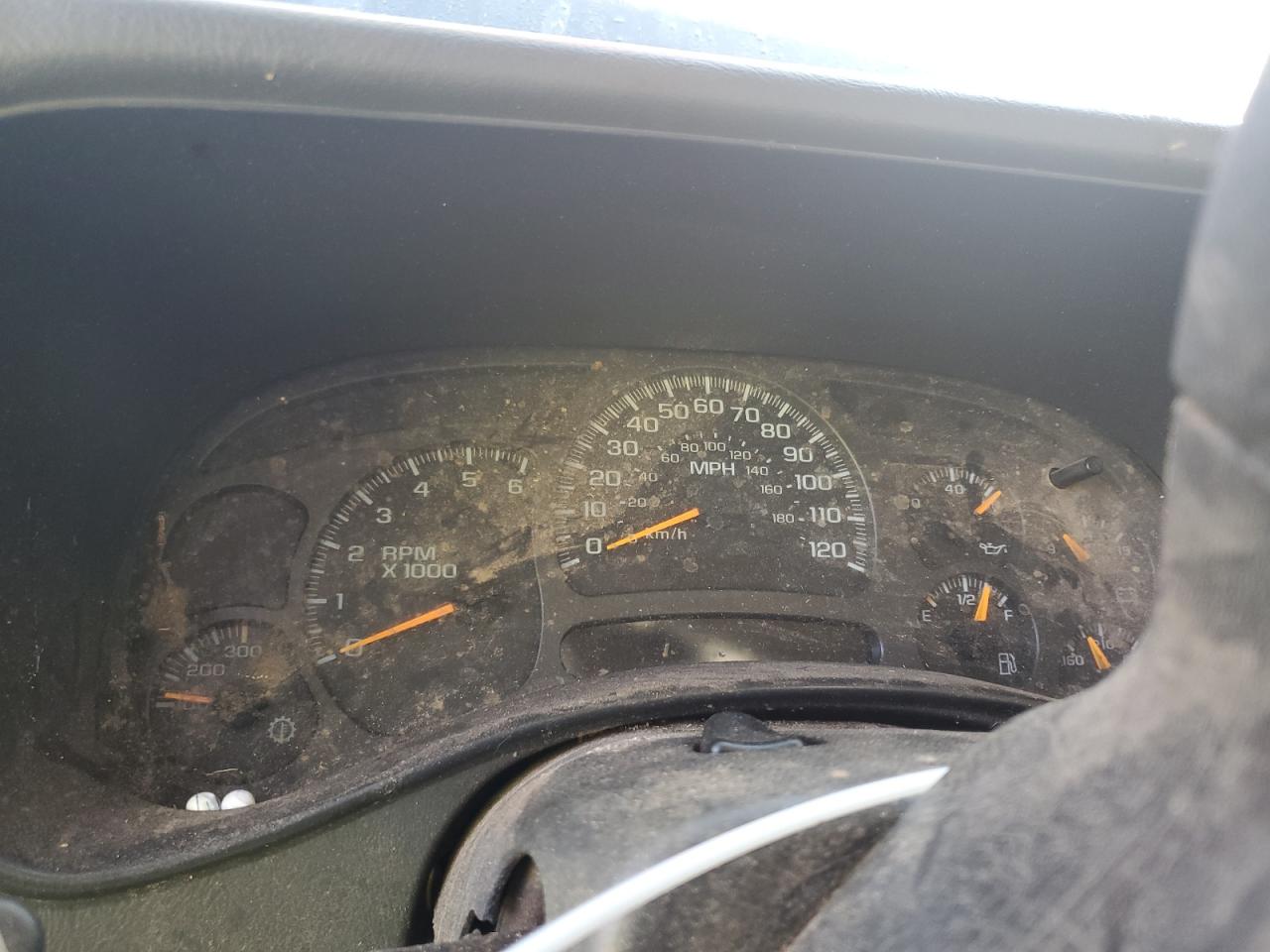 2004 Chevrolet Silverado K2500 Heavy Duty VIN: 1GCHK29U04E246568 Lot: 81997895