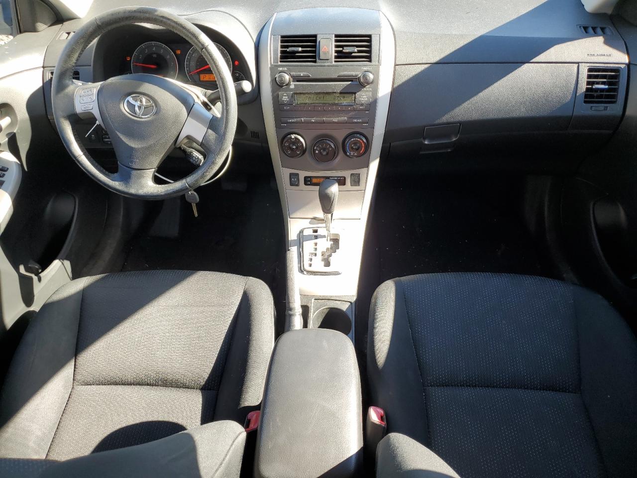 2010 Toyota Corolla Base VIN: 2T1BU4EE1AC461482 Lot: 86272005