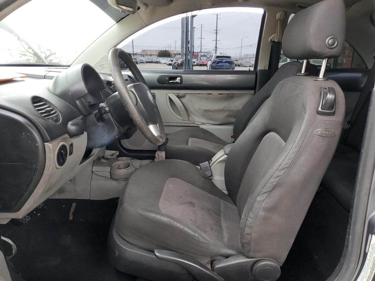 2004 Volkswagen New Beetle Gls VIN: 3VWCD31C04M413824 Lot: 81956255