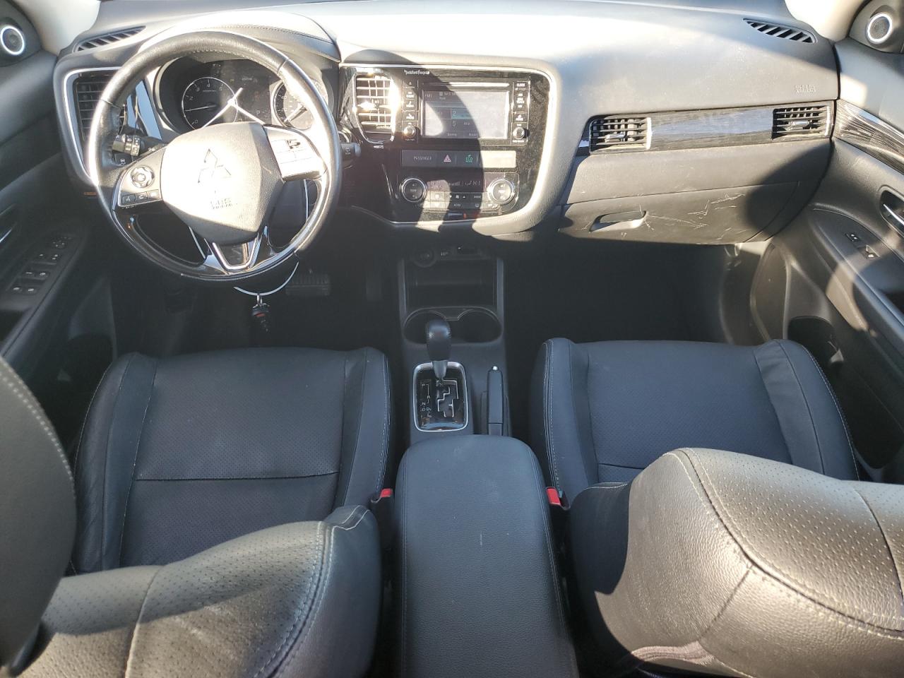 2016 Mitsubishi Outlander Se VIN: JA4AZ3A36GZ015283 Lot: 86105895