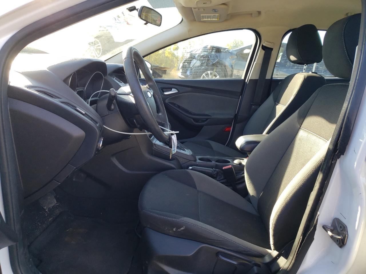 2014 Ford Focus Se VIN: 1FADP3F28EL106215 Lot: 85886995