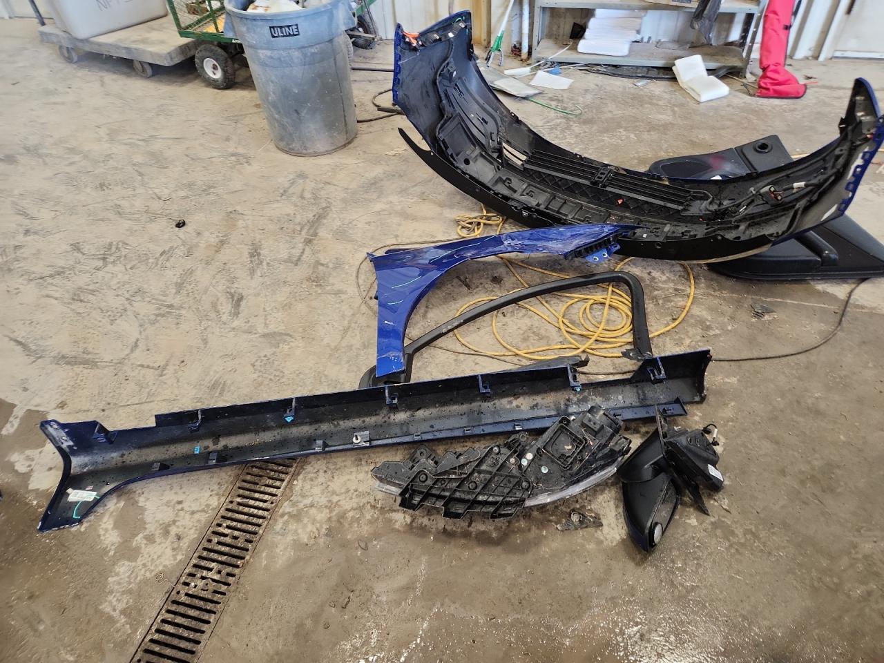 2016 Chrysler 200 Limited VIN: 1C3CCCAB8GN129885 Lot: 84983875