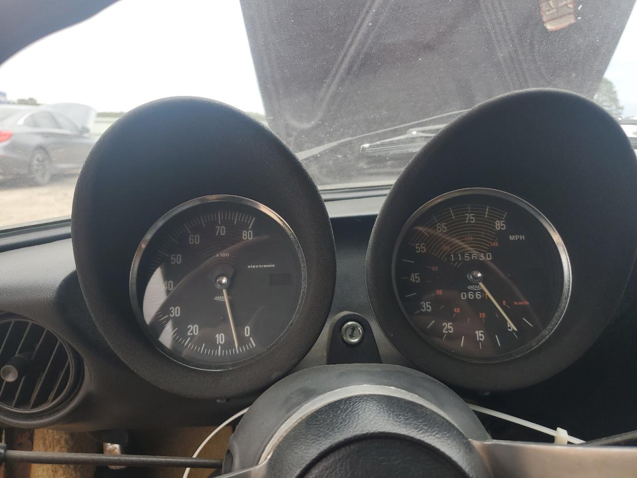 1980 Alfa Romeo Spider Vel VIN: AR115410011099 Lot: 90127735