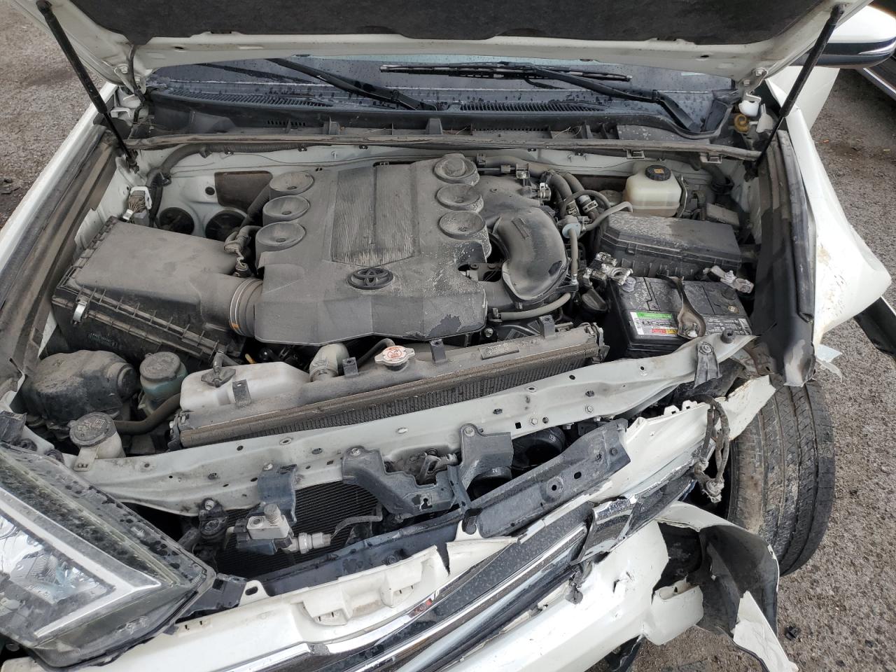 2020 Toyota 4Runner Sr5/Sr5 Premium VIN: JTEBU5JR5L5813358 Lot: 86296165