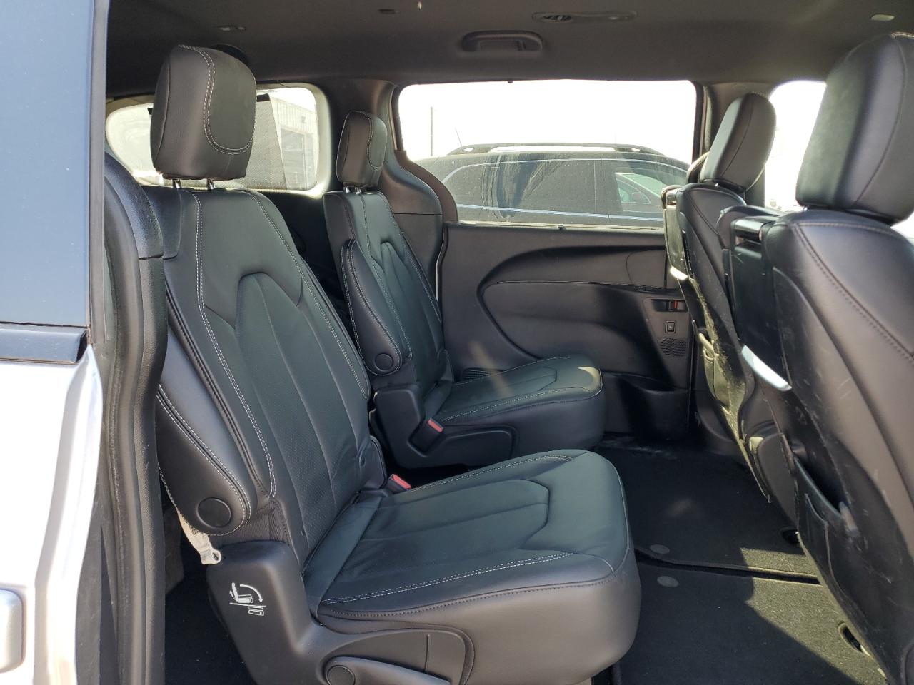 2021 Chrysler Pacifica Touring L VIN: 2C4RC1BG0MR593319 Lot: 84153005