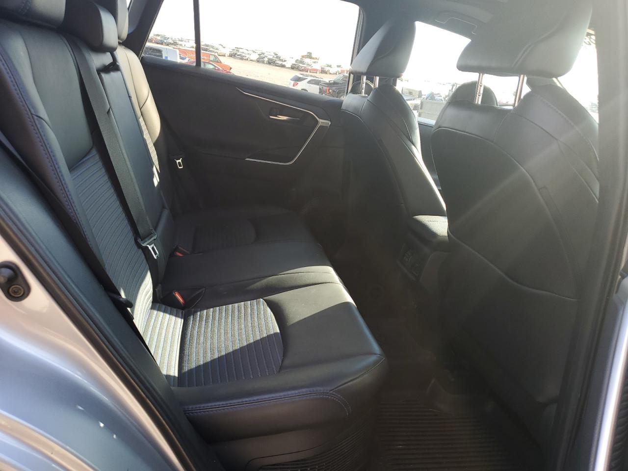 2019 Toyota Rav4 Xse VIN: 2T3EWRFV2KW039912 Lot: 85162355