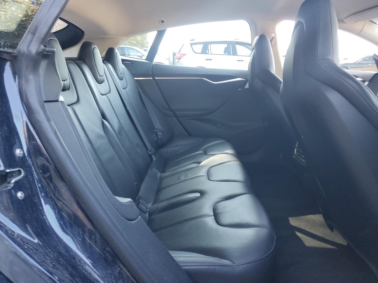 2013 Tesla Model S VIN: 5YJSA1CN8DFP03419 Lot: 82422555