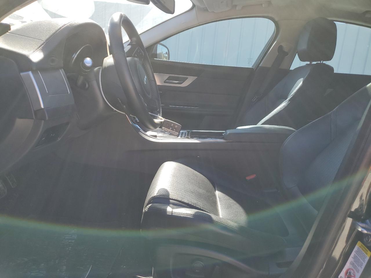 2017 Jaguar Xf Prestige VIN: SAJBK4BN0HCY42920 Lot: 87381015