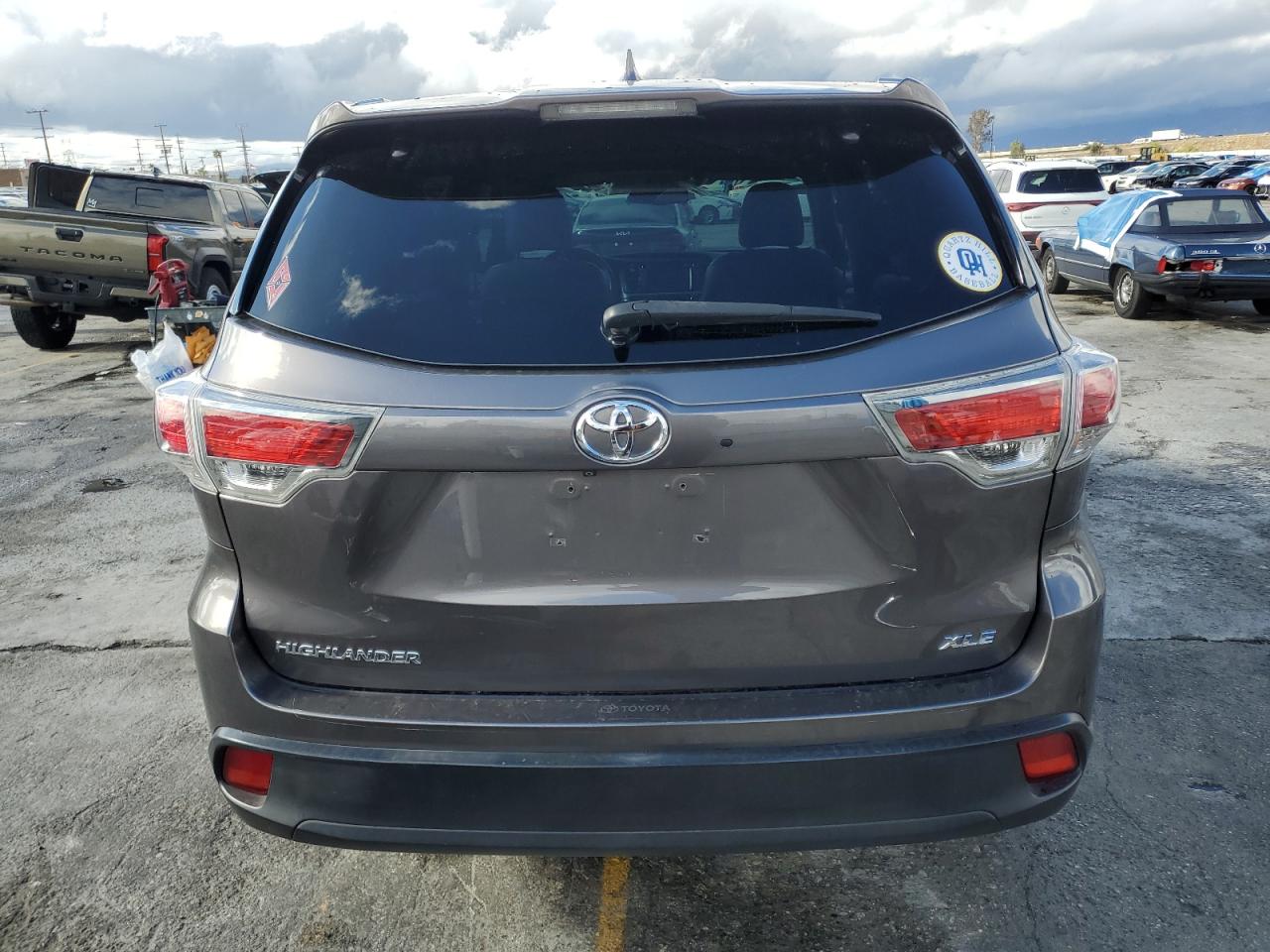 2015 Toyota Highlander Xle VIN: 5TDKKRFH6FS043736 Lot: 82368115