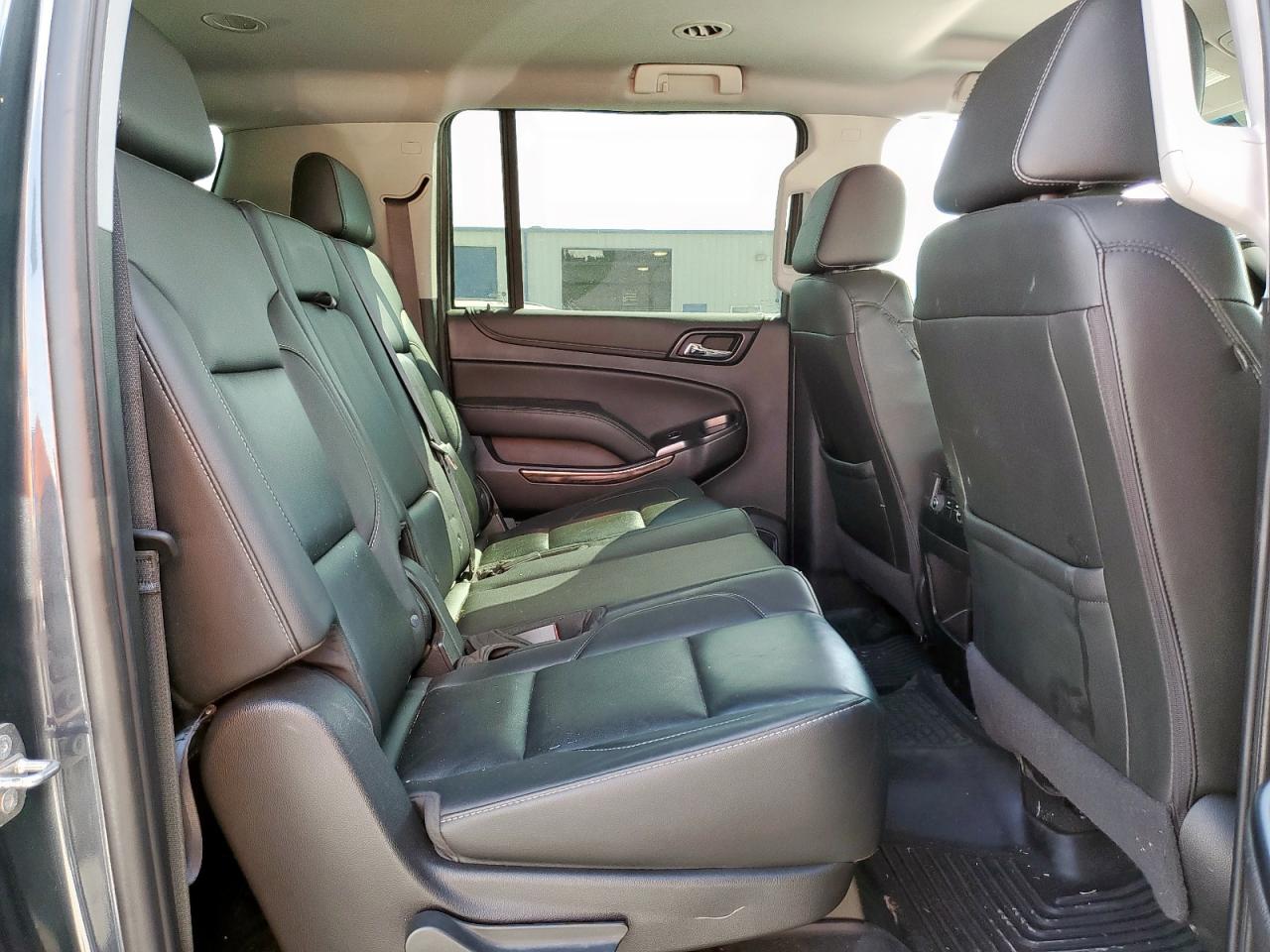 2020 Chevrolet Suburban K1500 Lt VIN: 1GNSKHKC7LR302384 Lot: 85836875